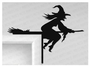 Door Frame Hanger - Old Witch